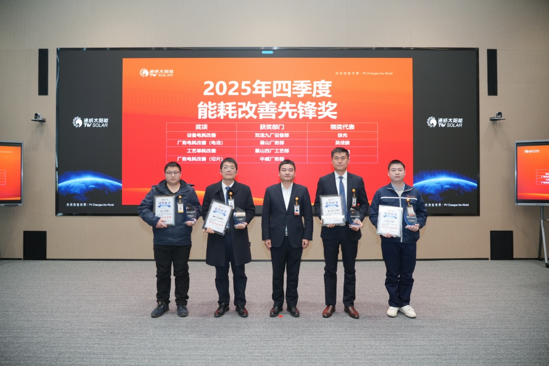 24c3000315c6e310c4b3f8da8e98975a.jpg 24c3000315c6e310c4b3f8da8e98975a.jpg