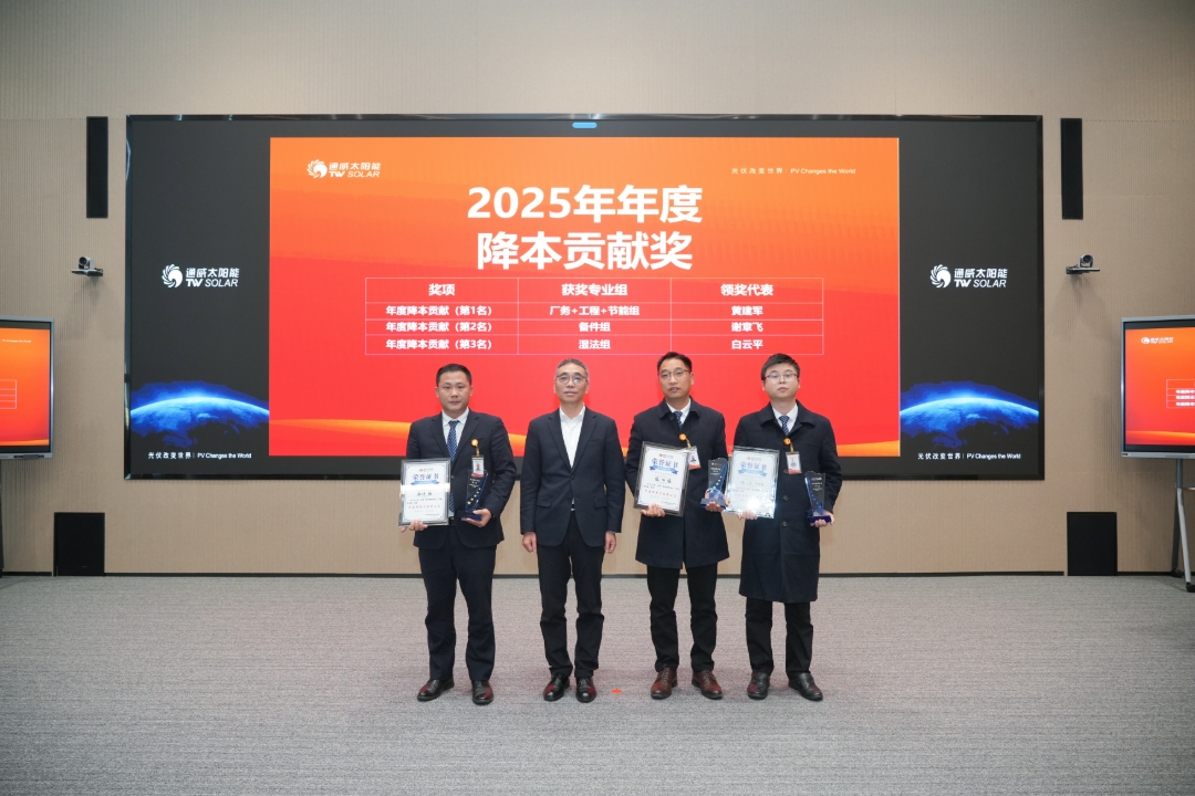 bf6532c0649a6de10725c426a9d1cc73.jpg bf6532c0649a6de10725c426a9d1cc73.jpg